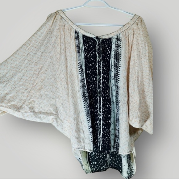 Free People “Days of Romance” Black and Cream Oversized Patterned Blouse Small - Picture 3 of 10